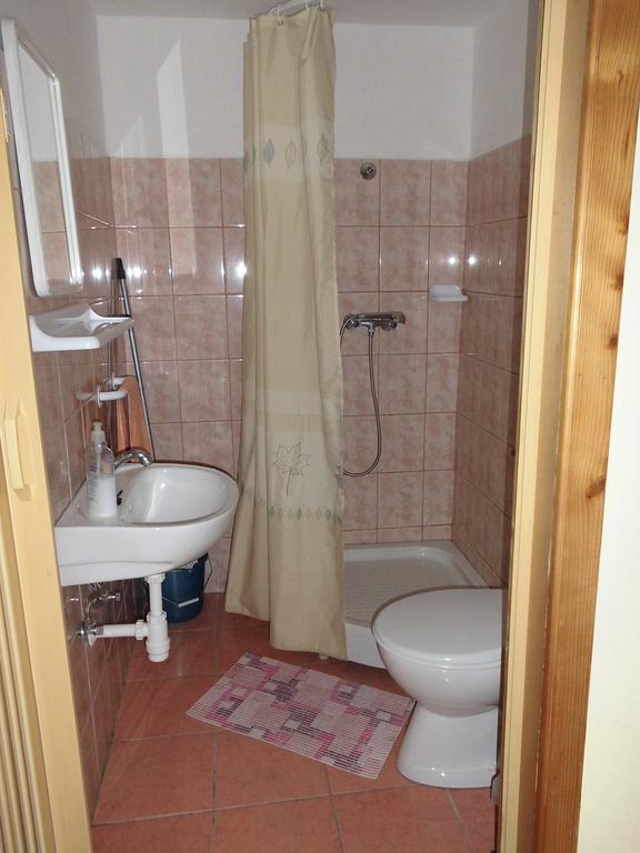 Sárospatak Fenyves Apartman מראה חיצוני תמונה