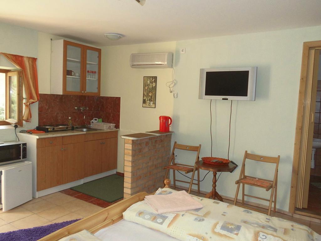 Sárospatak Fenyves Apartman מראה חיצוני תמונה