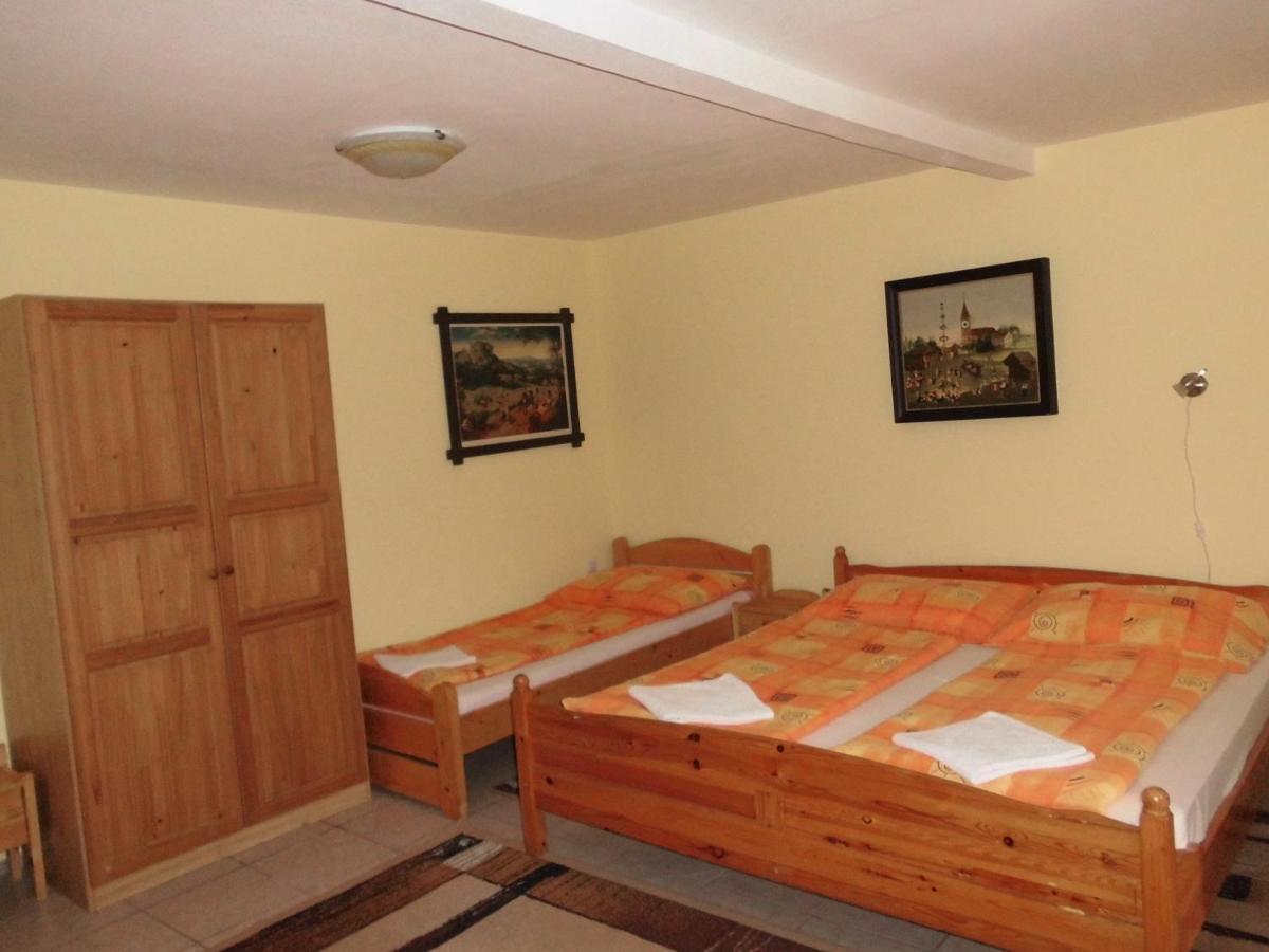 Sárospatak Fenyves Apartman מראה חיצוני תמונה